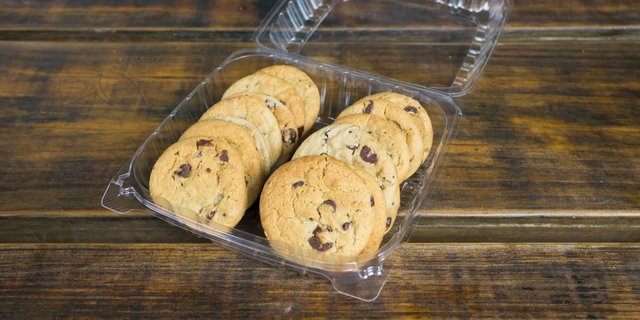 Dozen Cookies