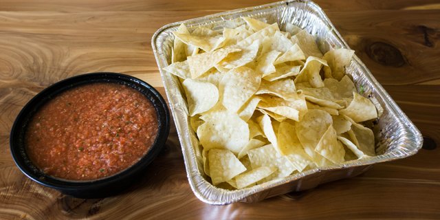Heavy D Salsa & Chips