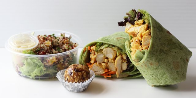 Curry Chicken Wrap Boxed Lunch