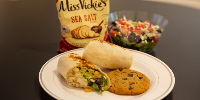 Deluxe Wrap Boxed Lunch