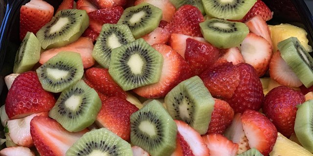 Seasonal Fresh Fruit Salad Platter