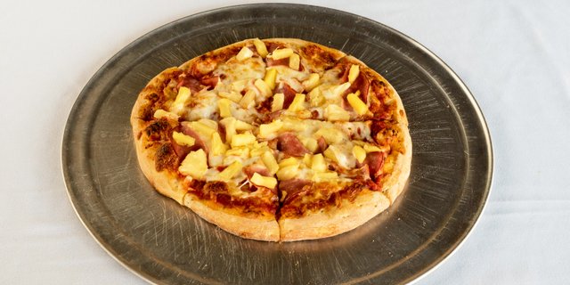 Hawaiian Pizza