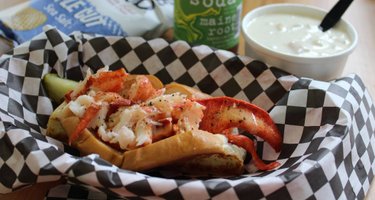 Mason's Famous Lobster Roll