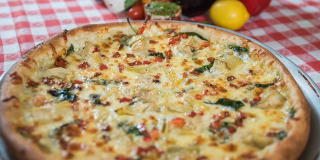 Spinach Artichoke Pizza