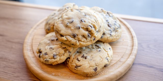 Homemade Chocolate Chip Cookies