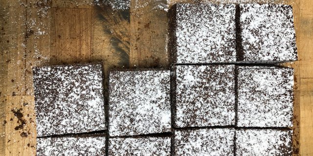 Dark Chocolate & Cherry Brownie