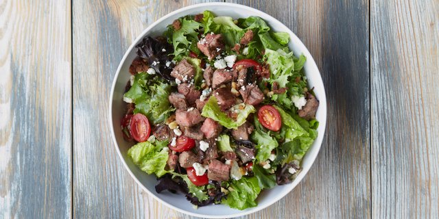 Steak, Bacon & Blue Cheese Green Bowl