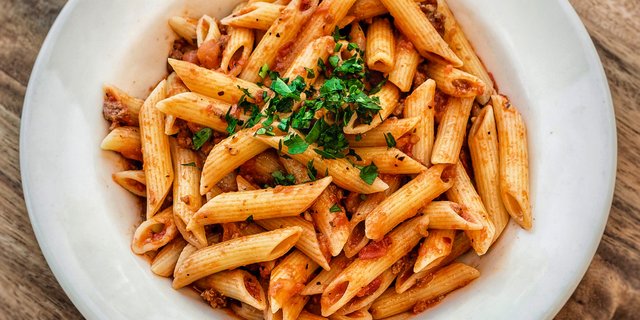 Penne w/ Meat Sauce