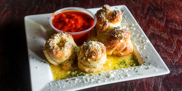 Garlic Knots