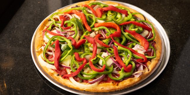Mediterranean Pizza