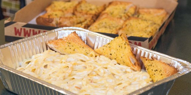Fettuccine Alfredo