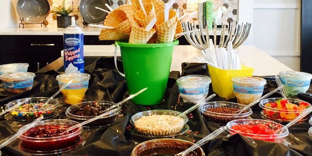 20-Guest Ice Cream Social Package