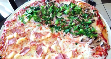 Renee's Gourmet Pizzeria