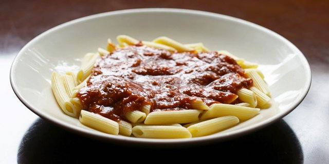Penne w/ Rich Meat Sauce
