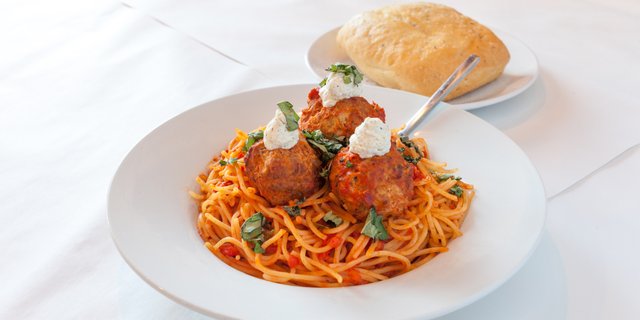 Mom's Ricotta Meatballs & Spaghetti Pomodoro