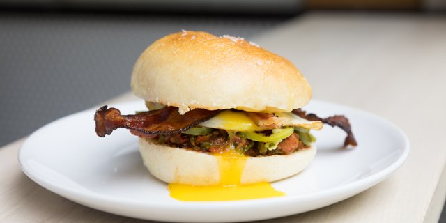 Eggshop BEC Sandwich Tray