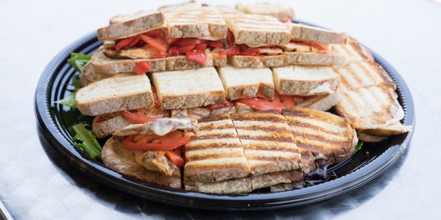 Chicken & Roasted Red Pepper Panini Tray