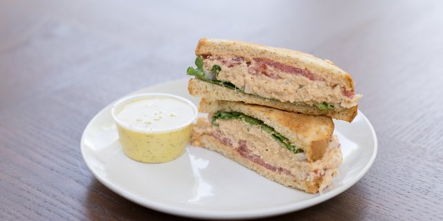 Albacore Tuna Sandwich