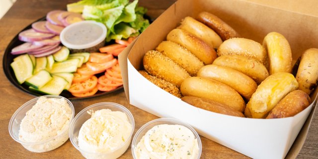 Bagels, 3 Spreads & Vegetables