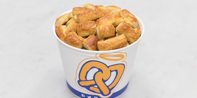 Original Pretzel Nuggets Bucket