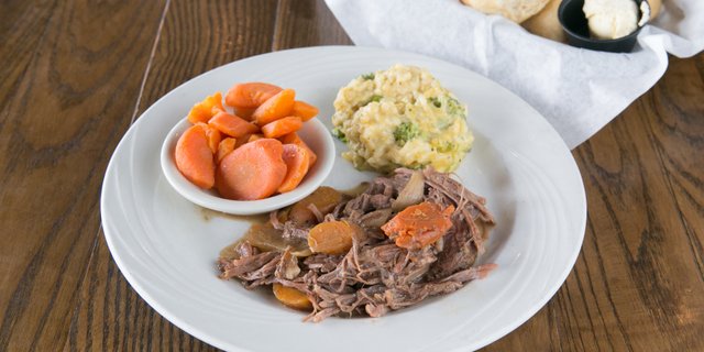 Slow-Cooked Pot Roast Meal