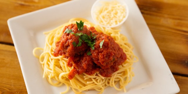 Spaghetti & Meatballs