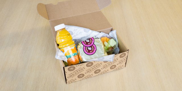 Individual Deluxe Breakfast Box