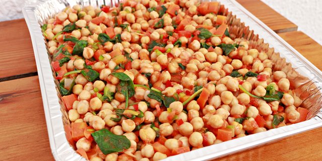Garbanzo Beans w/ Spinach