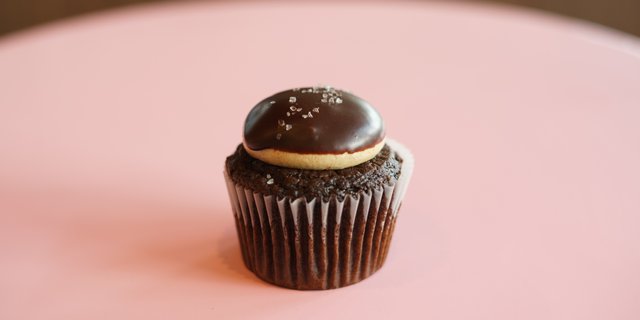 Salty Chocolate Caramel Cupcake