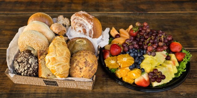 Corner Breakfast Package w/ Muffin & Bagel Basket