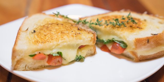 Grilled Fromage Sandwich