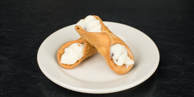 Cannoli Tray