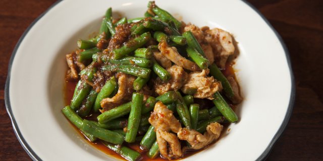 Pad Prik Khing Stir-Fry  (Green Beans)