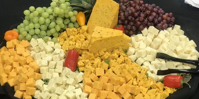 Cheese & Cracker Platter