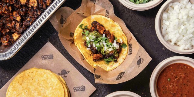 Build-Your-Own Chicken Tacos