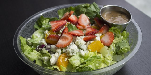 Strawberry Mandarin Salad Tray