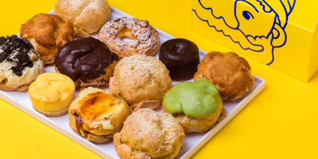 Baked Goods & Cream Puffs Box