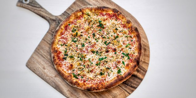 Manhattan Red Clam Pizza