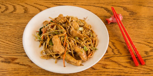 Chicken Lo Mein