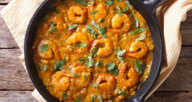 Momo Curry