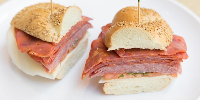Tritone Italiano Sandwich