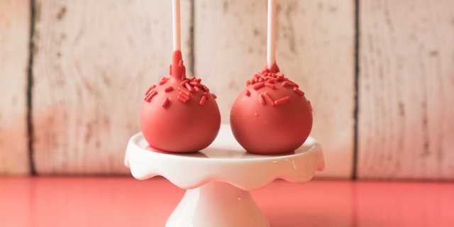 Red Velvet Cake Pops