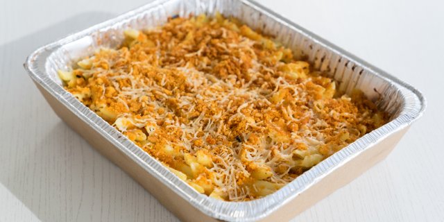 Deep Dish Mac & Cheese