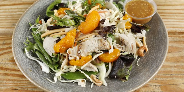 Chinese-Style Salad w/ Grilled Chicken