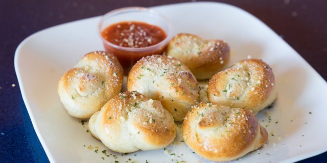 Garlic Knots