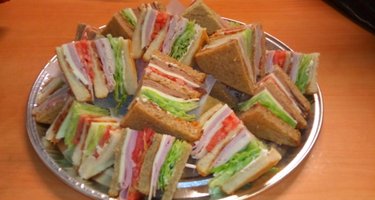 Paradise Pizza, Pasta & Catering