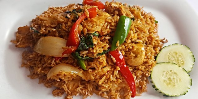 Spicy Basil Fried Rice
