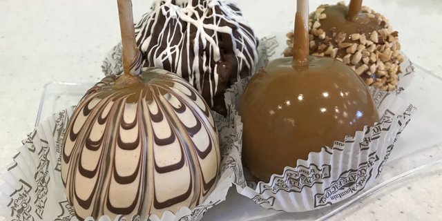 Assorted Caramel Apple Platter
