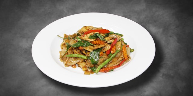 Drunken Noodles
