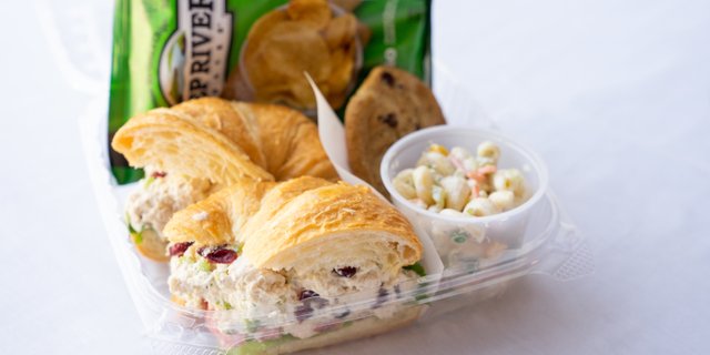 Signature Boxed Lunch